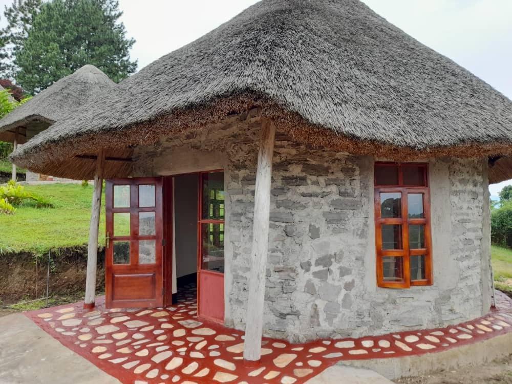 Lake Nyamirima Cottages Fort Portal Kültér fotó